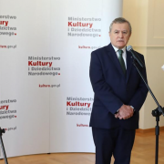 Ministerstwo Kultury Gliński Fundusz pomoc koronawirus pandemia artyści MORE news