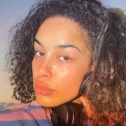 Jorja Smith, mat. promocyjne