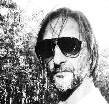 Ricardo Villalobos, mat. promocyjne