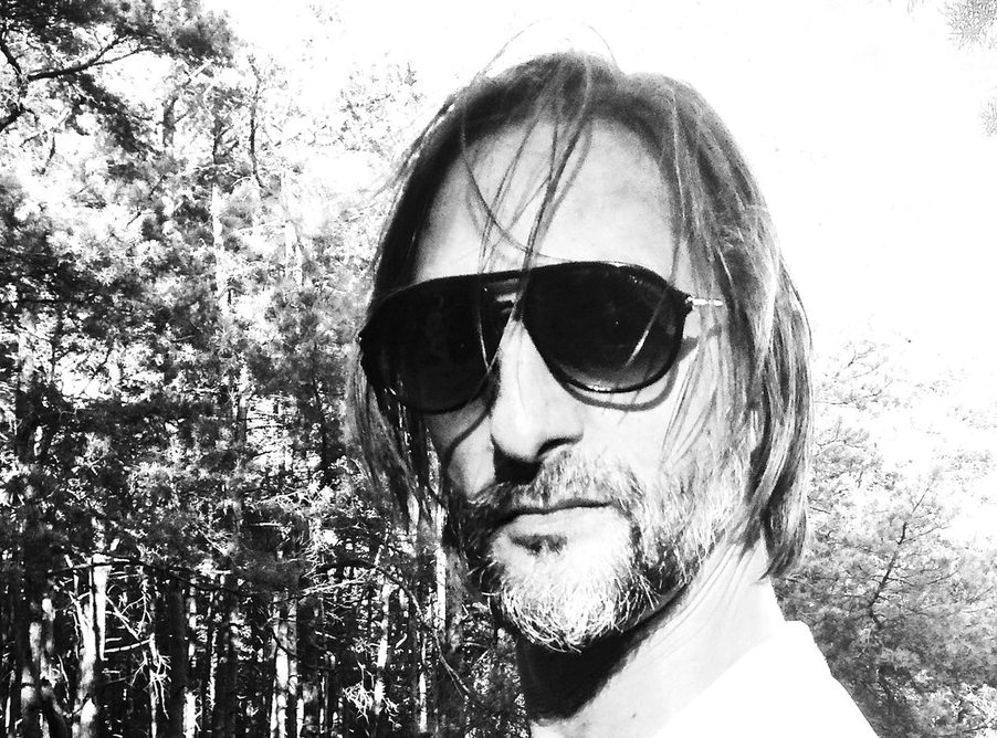 Ricardo Villalobos, mat. promocyjne