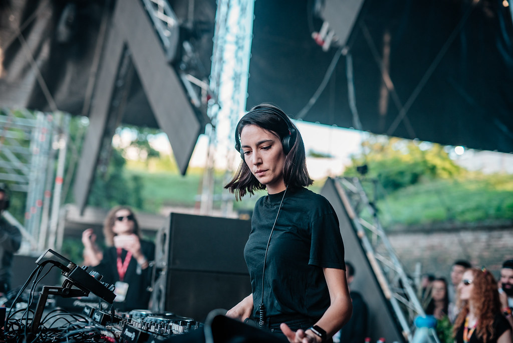 Amelie Lens