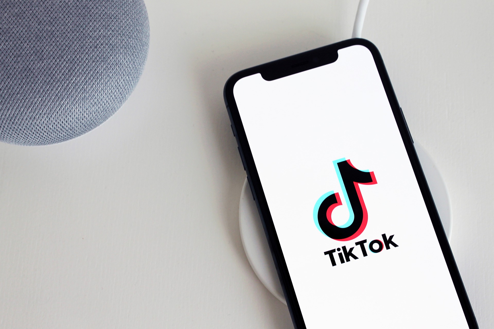 TikTok umożliwi zarabianie. Wystarczy tylko scrollować treści