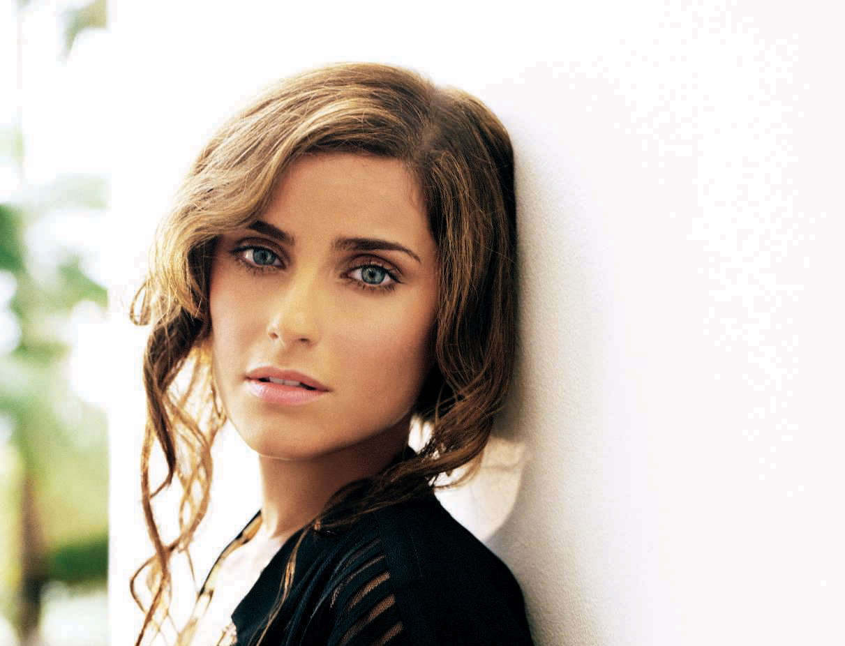 Nelly Furtado Taylor Swift