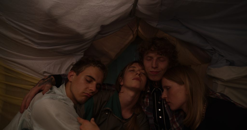 Nie ma duchów w mieszkaniu na Dobrej