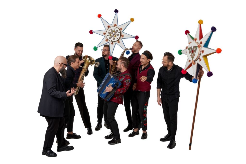 Kolędowanie z zespołem Enej