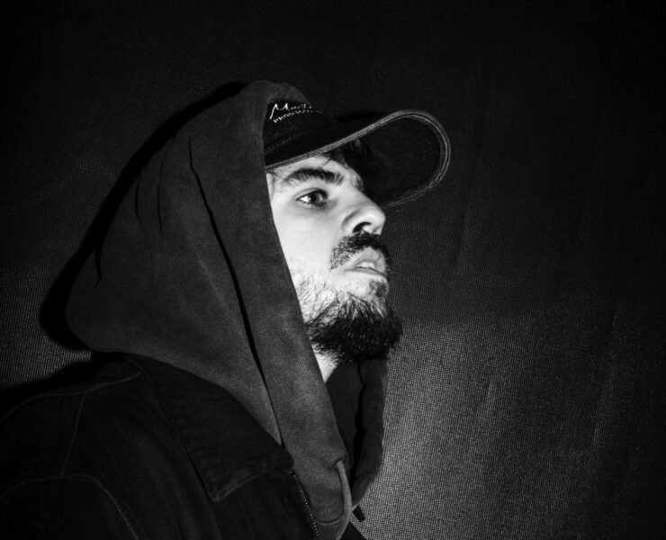 LATARNIE WSZĘDZIE DAWNO ZGASŁY